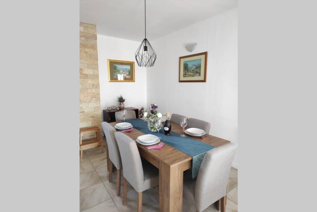 Kuca Za Odmor M&J Villa Бенковац Екстериор снимка