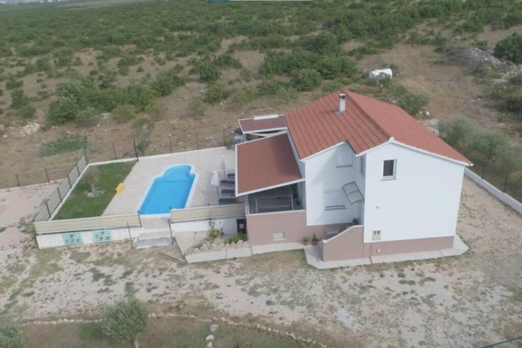 Kuca Za Odmor M&J Villa Бенковац Екстериор снимка