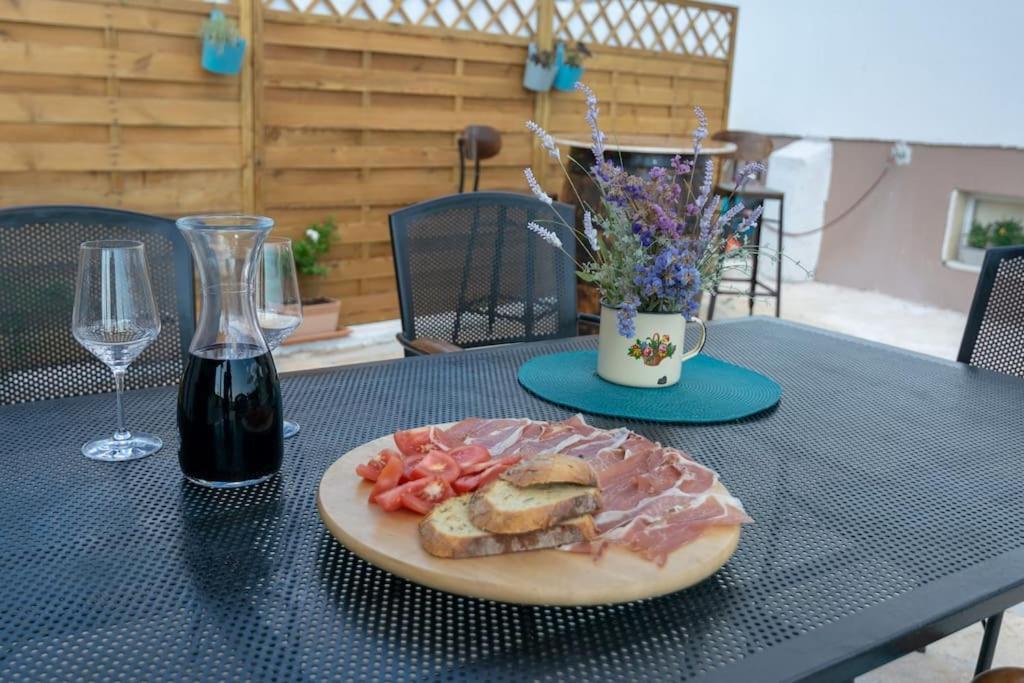 Kuca Za Odmor M&J Villa Бенковац Екстериор снимка
